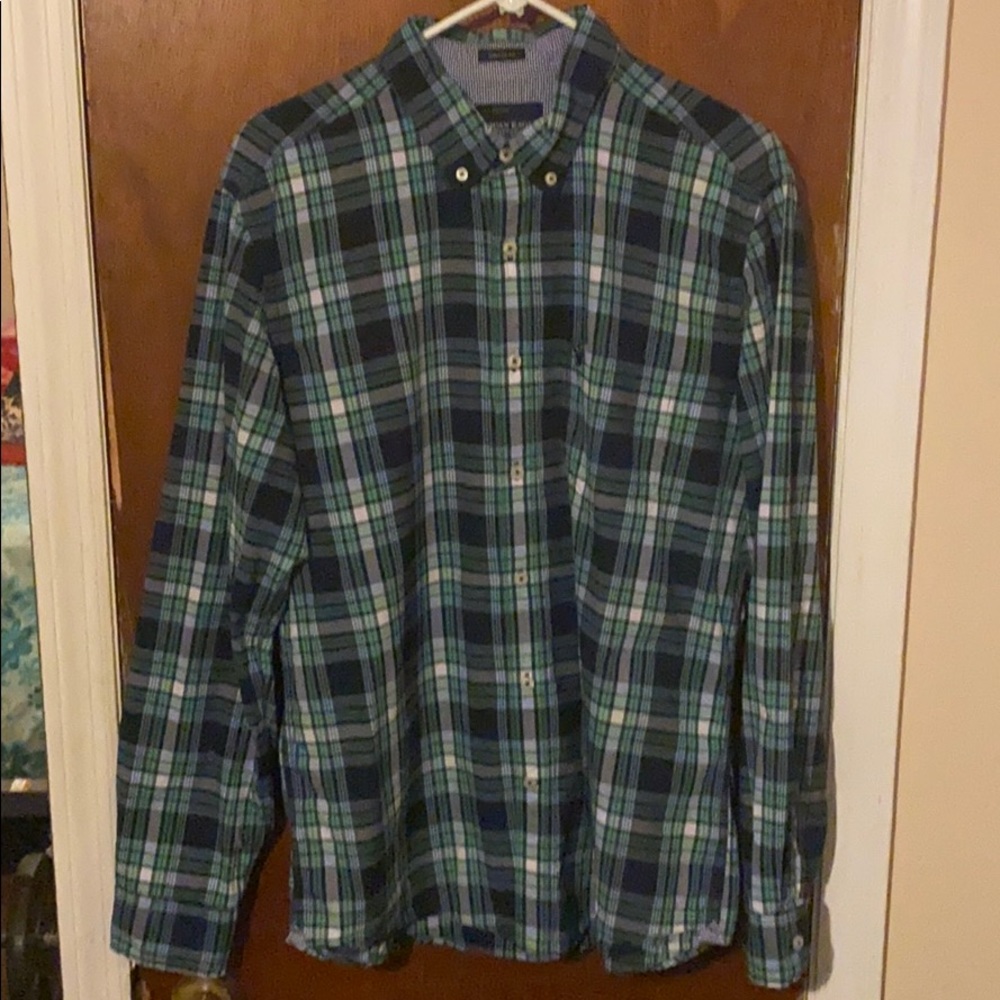 American Eagle Button down dress shirt